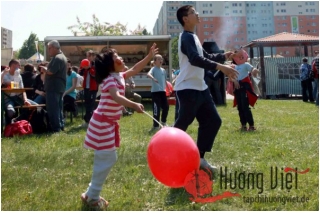 Giao lưu văn hóa tại Lichtenberg (Berlin)_4
