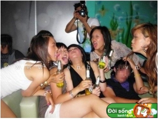 Lối sống thác loạn của teen Việt tại Đức  _3