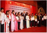Lễ trao học bổng của Bộ KH&NT bang Hessen (CHLB Đức)