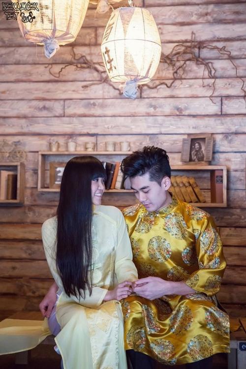 Du học sinh Việt du Xu&acirc;n với &Aacute;o d&agrave;i - 1
