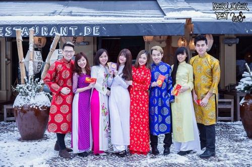 Du học sinh Việt du Xu&acirc;n với &Aacute;o d&agrave;i - 10