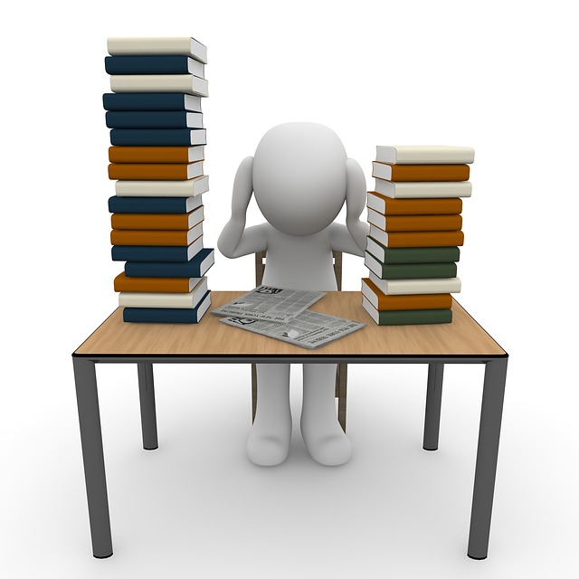 books 1015594 640