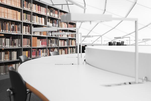 Thư viện tuyệt đẹp của đại học Tự do Berlin được thiết kế như bộ não người - 5 Thư viện tuyệt đẹp của đại học Tự do Berlin được thiết kế như bộ não người - 5