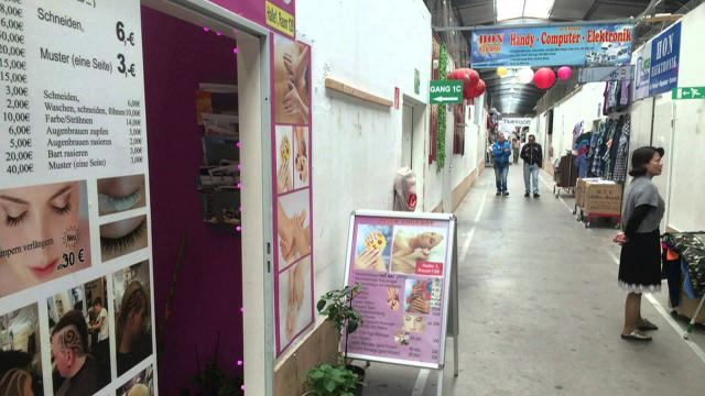 Nỗi khổ người Việt xa xứ: Nào ai hiểu được đâu - 0