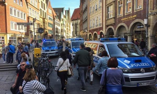 Tấn công bằng đâm xe ở Münster: Lái xe tự sát, truy lùng 2 nghi can - 0 Tấn công bằng đâm xe ở Münster: Lái xe tự sát, truy lùng 2 nghi can - 0