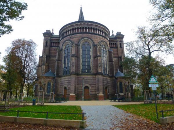 10 địa điểm khiến Berlin hiện lên với vẻ đẹp khác lạ - 9 10 địa điểm khiến Berlin hiện lên với vẻ đẹp khác lạ - 9