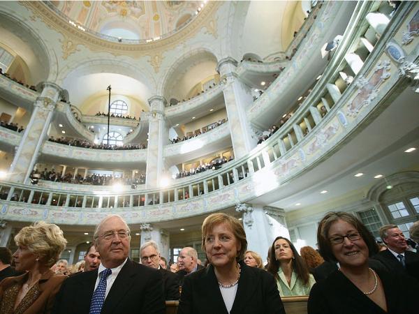 Cuộc sống thường nhật của nữ Thủ tướng quyền lực Angela Merkel - 9 Cuộc sống thường nhật của nữ Thủ tướng quyền lực Angela Merkel - 9
