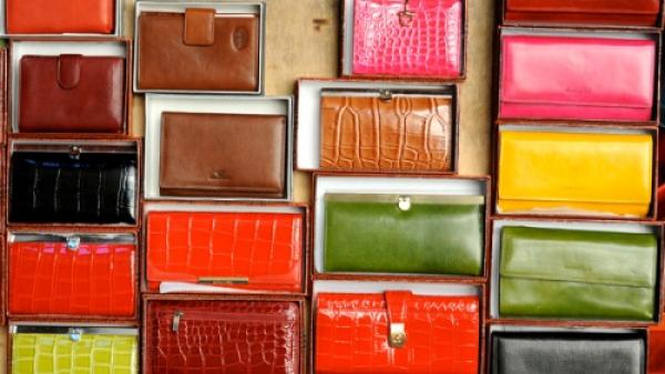 10 món quà lưu niệm không nên mua ở châu Âu - 3